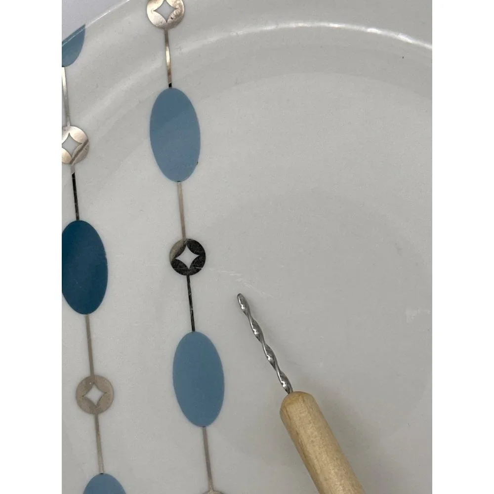 Set of 6 Pier 1 Porcelain Blue Beaded Garland 7.75 inch Plates FLAW